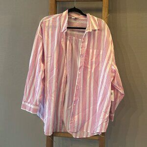 OLD NAVY STRIPED BUTTON DOWN